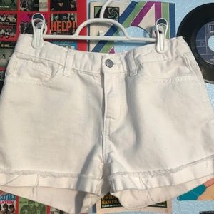 Old Navy girl’s white shorts